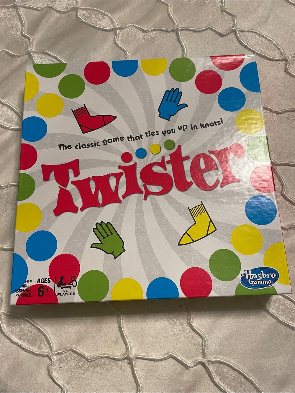 Hasbro Twister Game - Classic Red, Blue, Yellow, Green